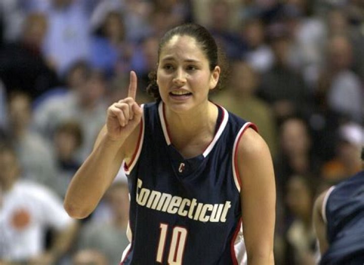 A Comprehensive Look at Amy Duncan's Basketball Career