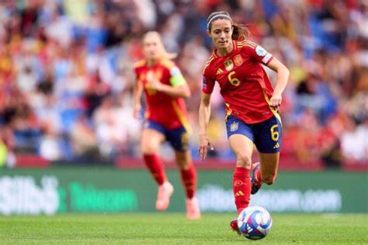 Aitana Bonmatí: The Life and Love of a Soccer Star