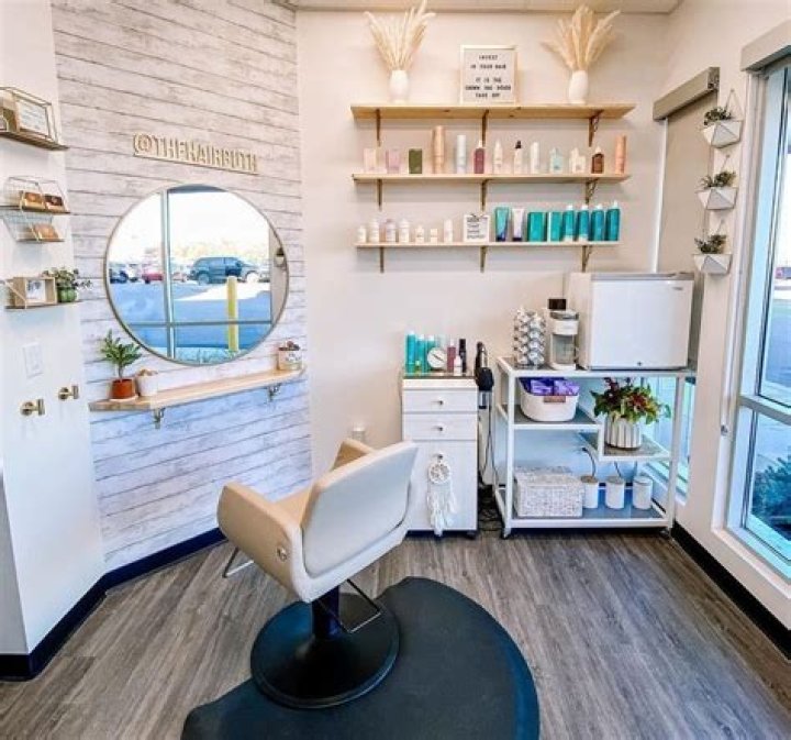 Amazing Vibe Salon: Style Your Way!