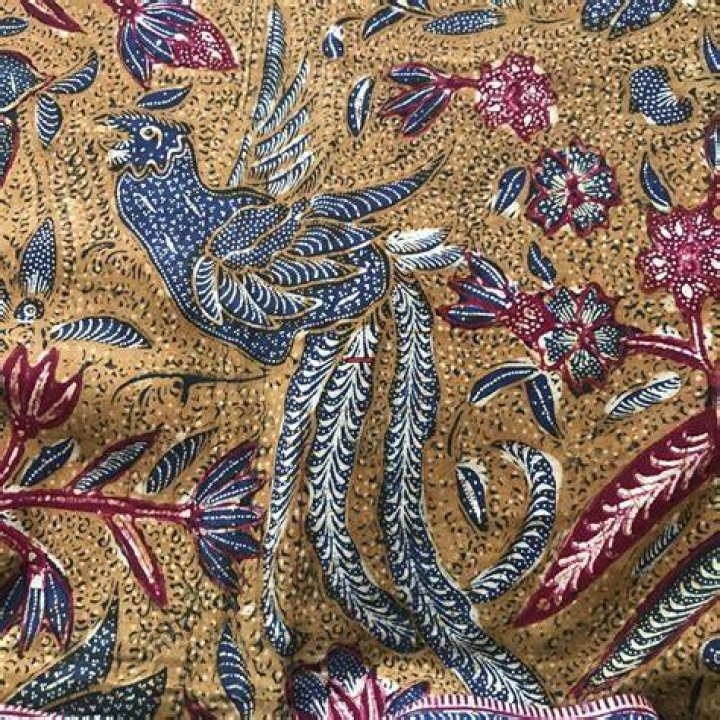 Antique Batik: Vintage Treasures & Craftsmanship