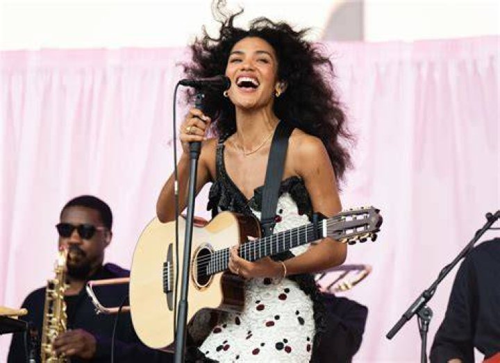 Ari Kytsya Fans: The Rising Star and Her Impact on Social Media