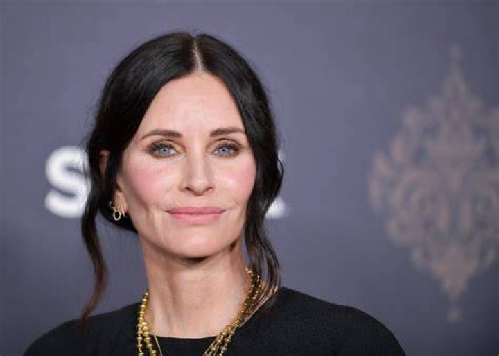 Courteney Cox's Height and Weight: The Truth Revealed