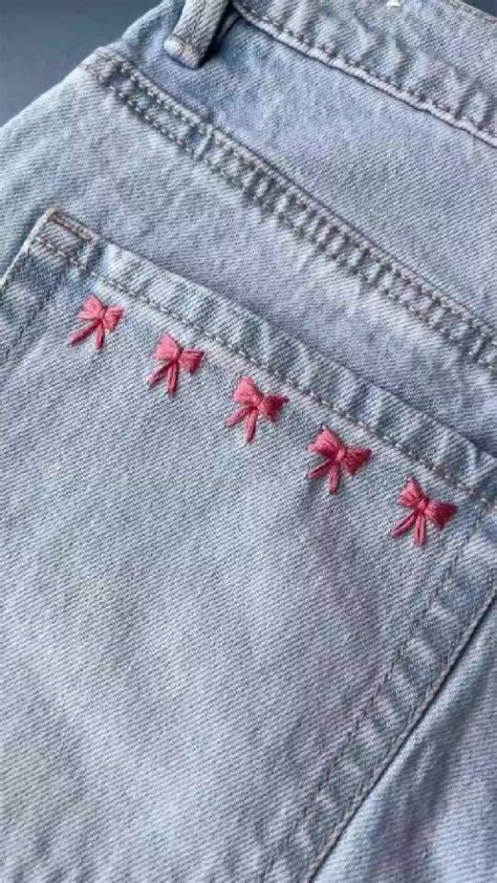 Discover the Charm of Hollister Embroidered Bow Jeans