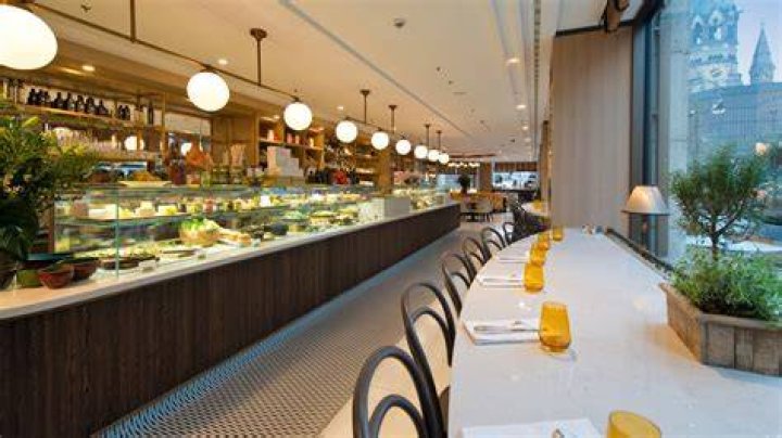 Discover the Culinary Delight of La Roca Restaurant