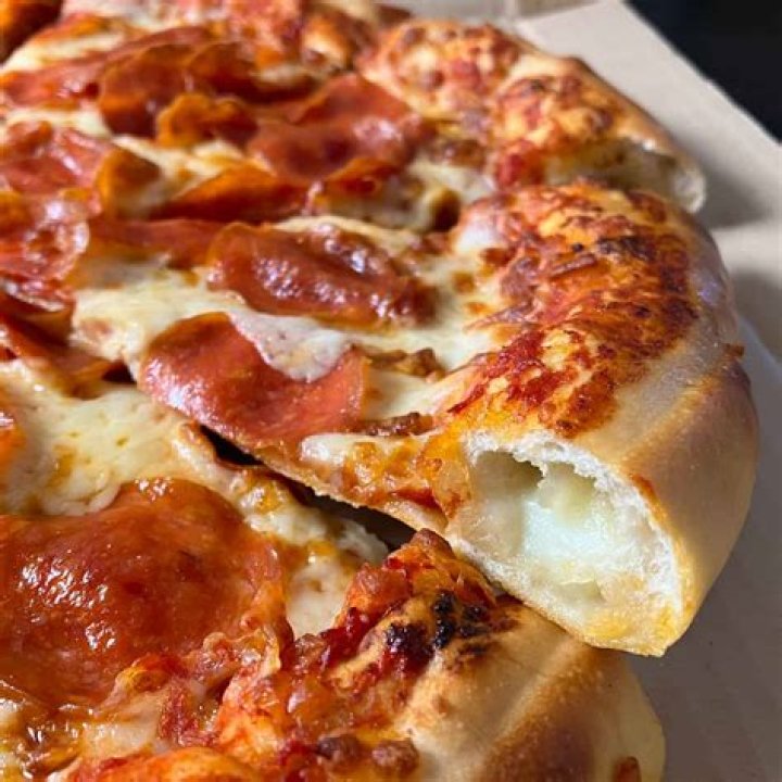 Discover the Delight of Pizza Hut Original Pan Pizza