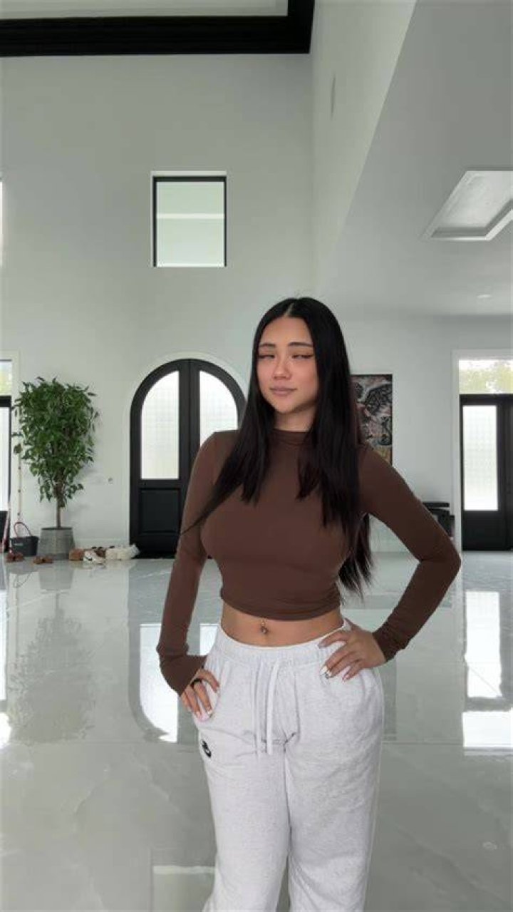 Discovering Joyy Mei: The Rising Star in the Entertainment Industry