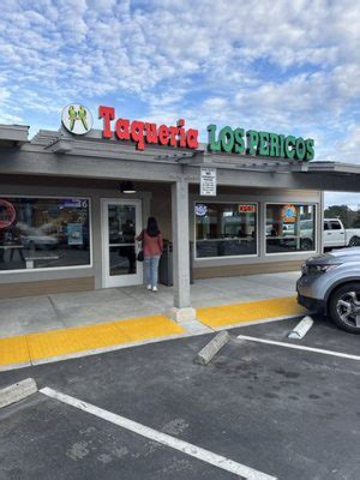 Discovering Taqueria Los Pericos: A Culinary Gem for Taco Lovers