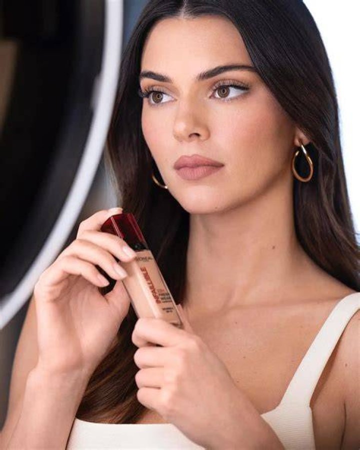 Discovering the Allure of L'Oreal Commercial Actresses