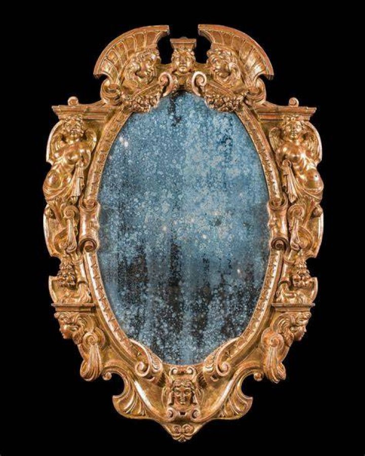 Discovering the Charm of Vintage Mirrors