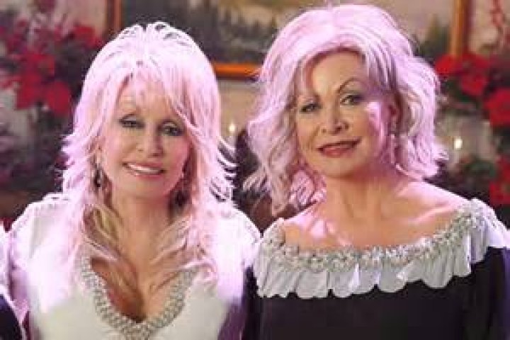 Dolly Parton's Height: Everything You Need to Know