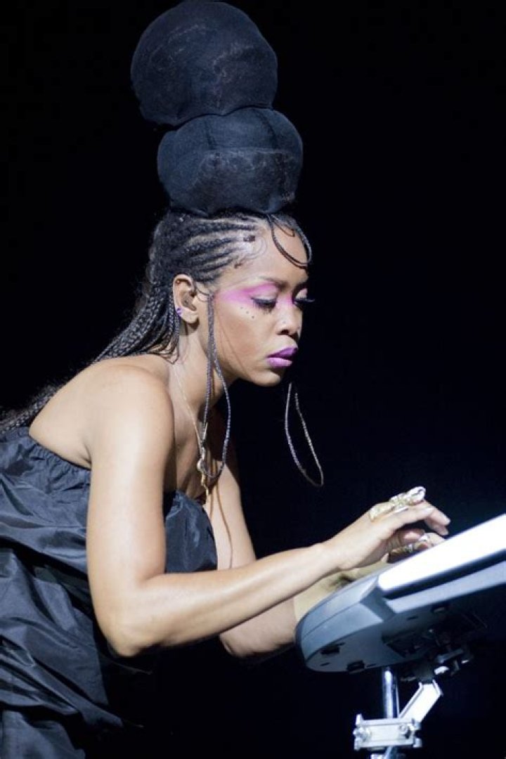 Erykah Badu Nude: Exploring the Iconic Artist's Journey and Impact