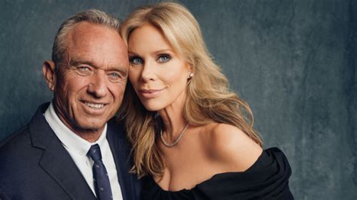 Exploring the Connection Between Paul Young and Cheryl Hines