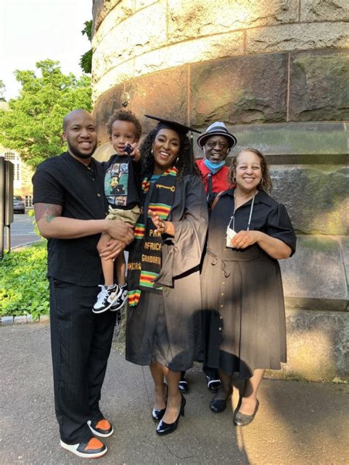 Exploring the Family Background of Whitney Alford: Parents and Their Influence