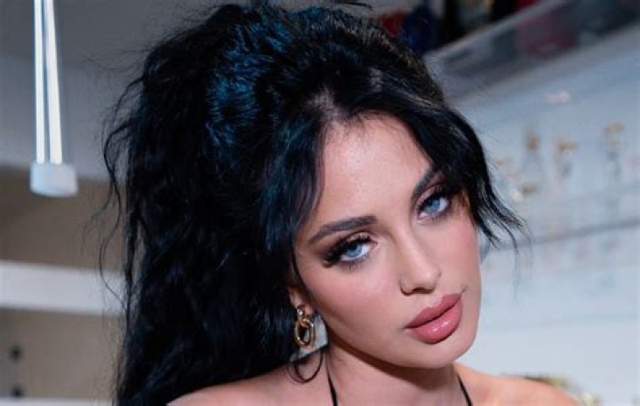 Exploring the Intriguing Life of Camilla Araujo: A Dive into Her Journey and Relationships