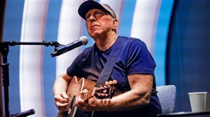 Exploring the Musical Journey of Bernie Leadon
