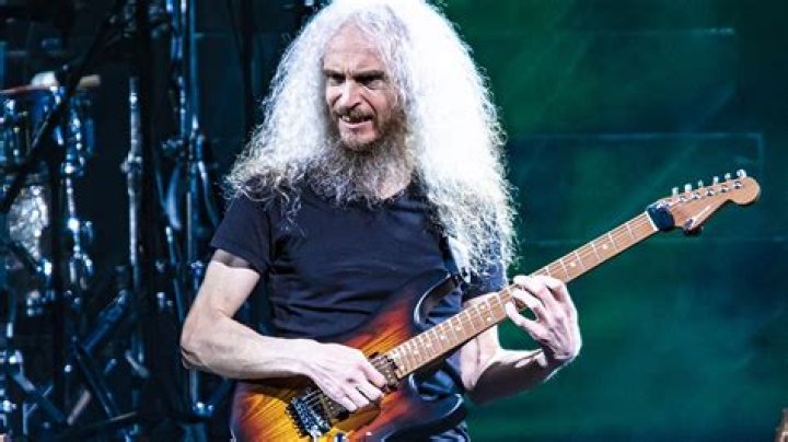 Guthrie Govan Net Worth: A Deep Dive into the Guitar Virtuoso's Wealth