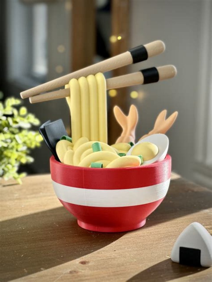 Hand Model Ramen Noodles: The Art and Craft Behind the Perfect Bowl