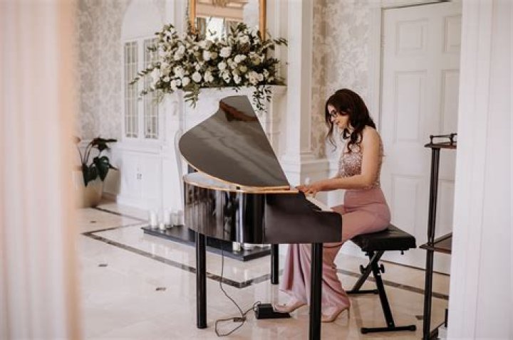 How Much Does a Pianist Make: Exploring the Earnings of a Piano Virtuoso