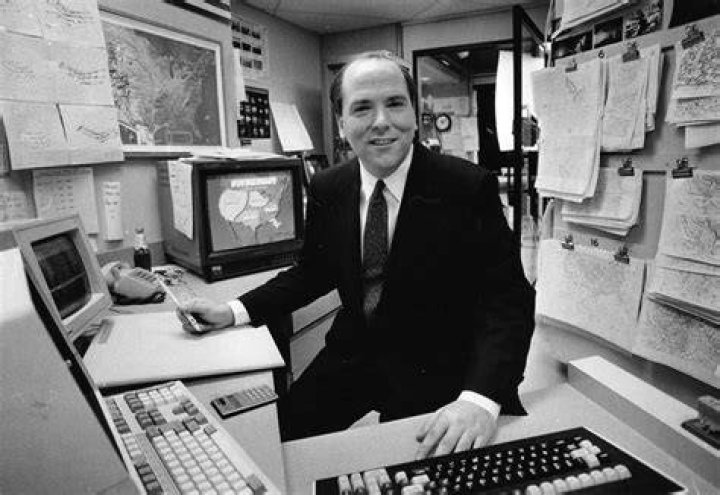 How Much Does Tom Skilling Make? Exploring the Wealth of a Legendary Meteorologist
