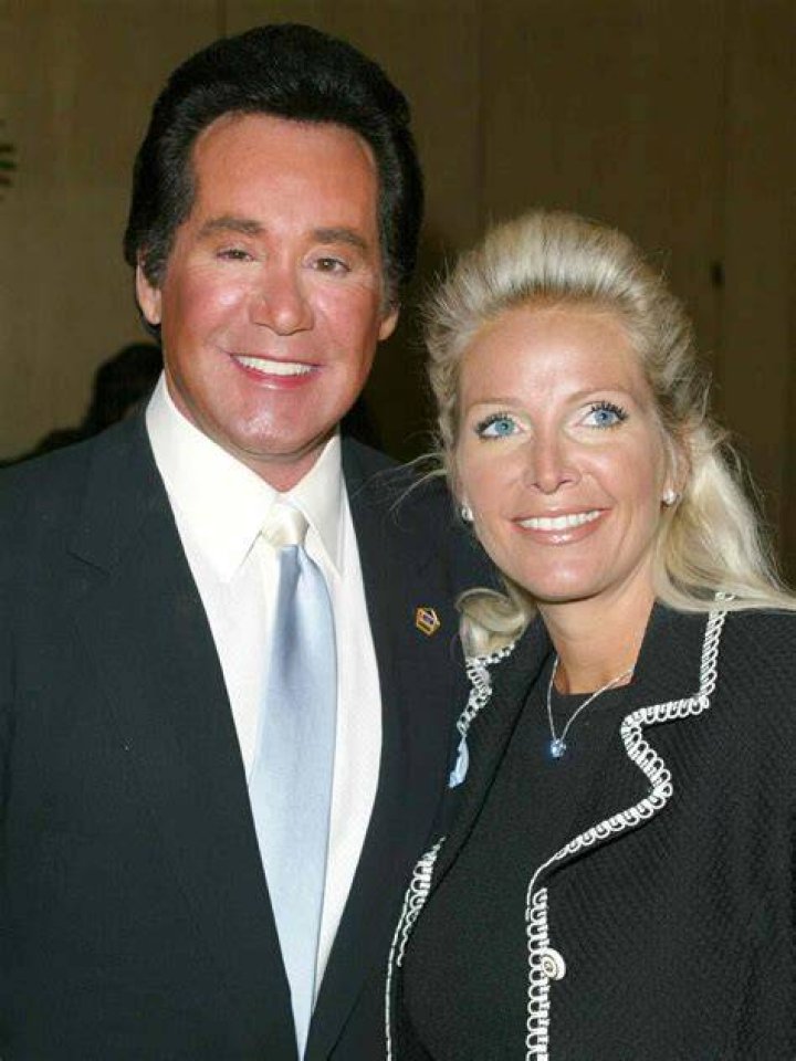 How Old Is Wayne Newton? A Comprehensive Look at the Life and Career of the Legendary Performer