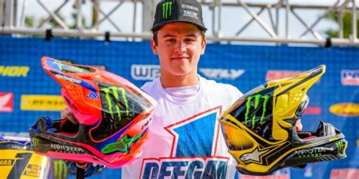 How Tall is Brian Deegan? Uncovering the Height of a Freestyle Motocross Legend