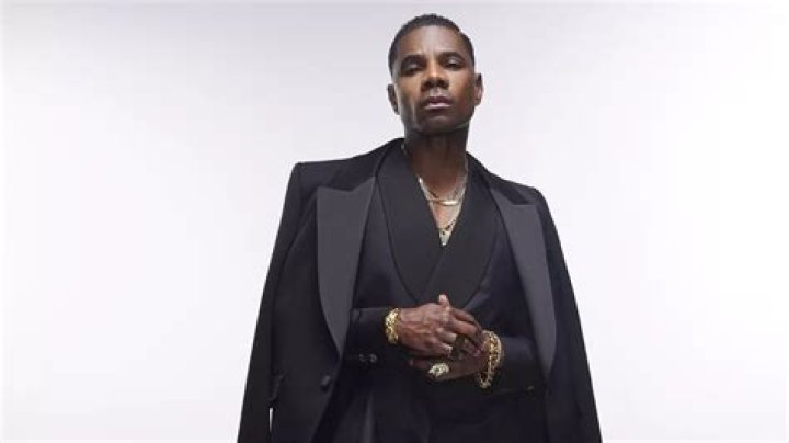 How Tall Is Kirk Franklin? Unveiling the Height of the Gospel Icon