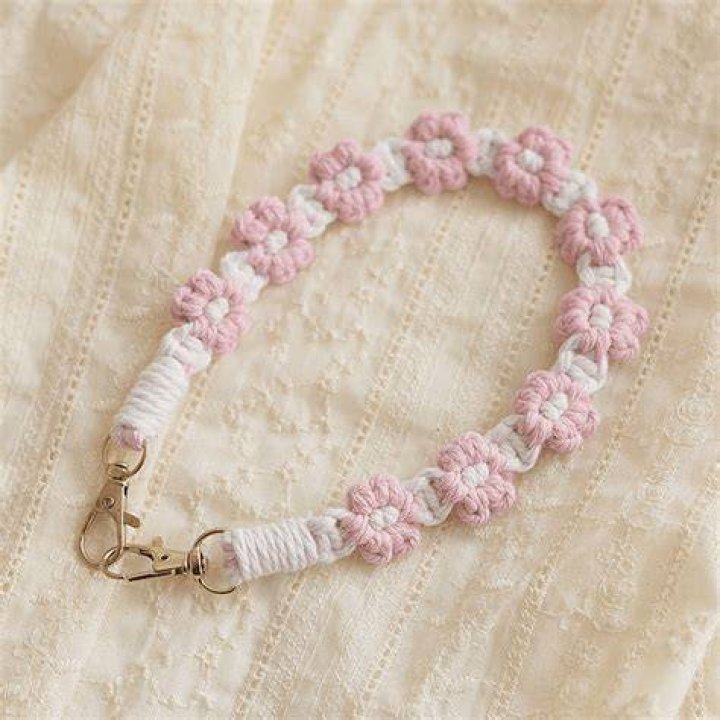 How to Make a Custom Hand Wrist Lanyard: A Complete Guide