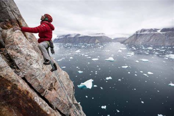 In the Limelight: Alex Honnold, the Daredevil Rock Climber