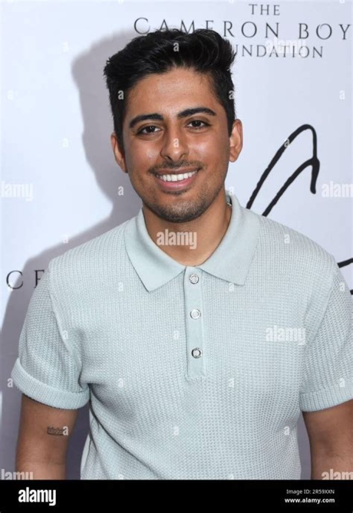Karan Brar Shirtless: Exploring the Rising Star's Journey, Style, and Fitness