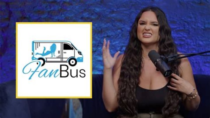 Kelsey Fanbus: The Rising Star of Social Media
