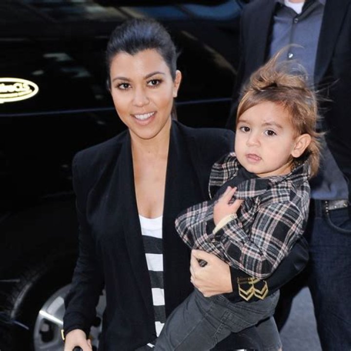 Kourtney Kardashian Nude: The Empowering Journey of Self-Expression