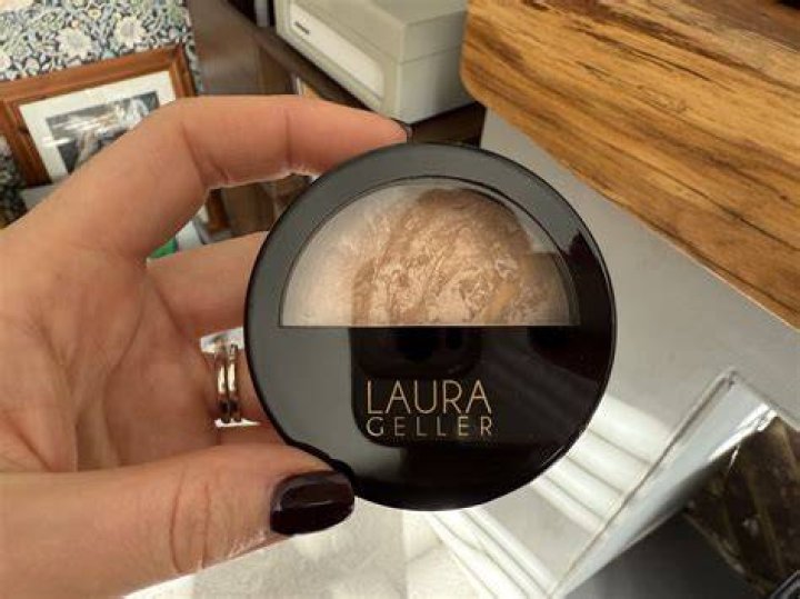 Laura Geller Foundation: Unveiling the Beauty &ndash; A Comprehensive Review
