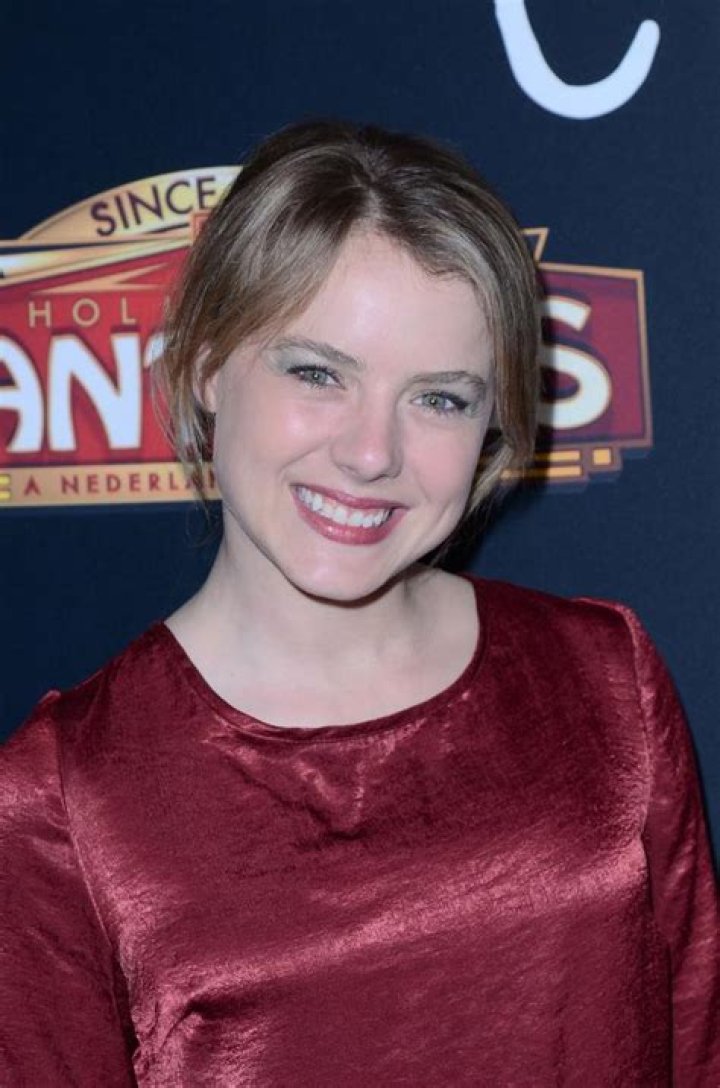Laura Slade Wiggins: A Comprehensive Look at the Rising Star