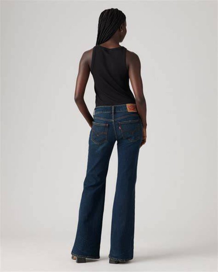 Levi's Flare Jeans: The Ultimate Fashion Statement for Every Wardrobe
