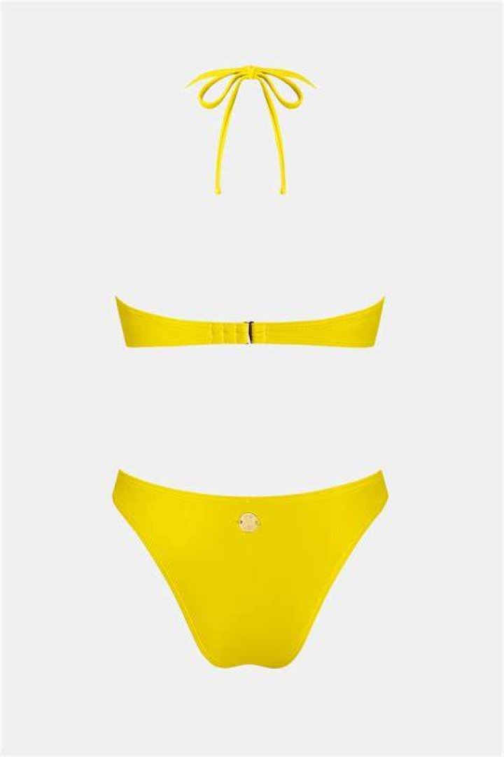 Lexi Rivera Bikini: The Rising Star Shining in Swimwear