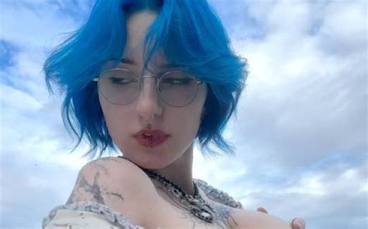 Lyra Crow OnlyFans: A Comprehensive Guide to Her Content and Impact