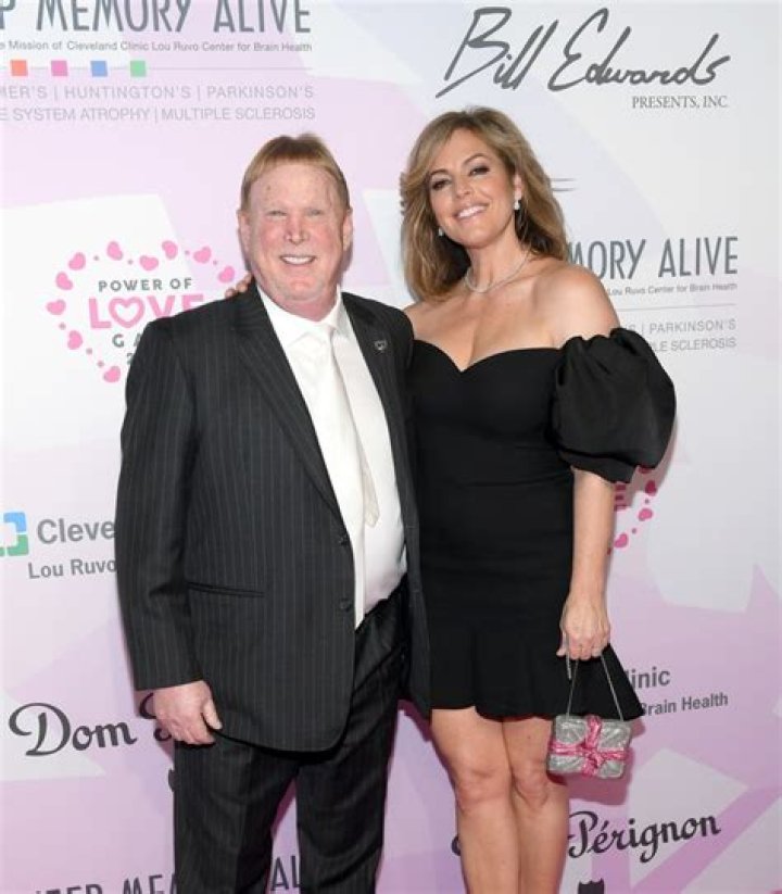 Mark Davis's Wife: Uncover the Life of His Beloved Partner