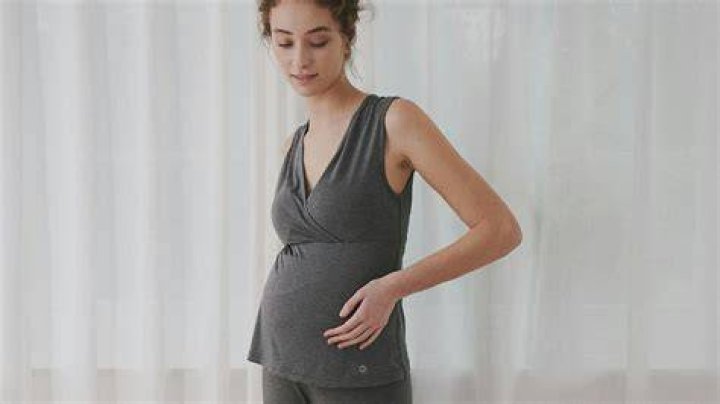 Maternity Jeans: The Ultimate Guide for Expecting Mothers