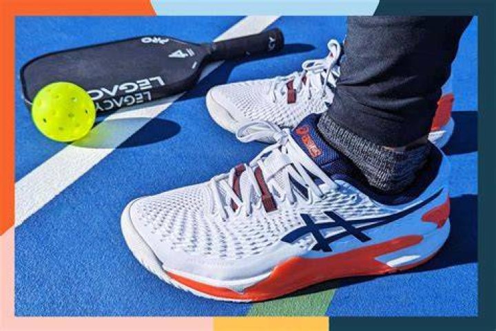 Mens Pickleball Shoes: The Ultimate Guide to Choosing the Perfect Pair