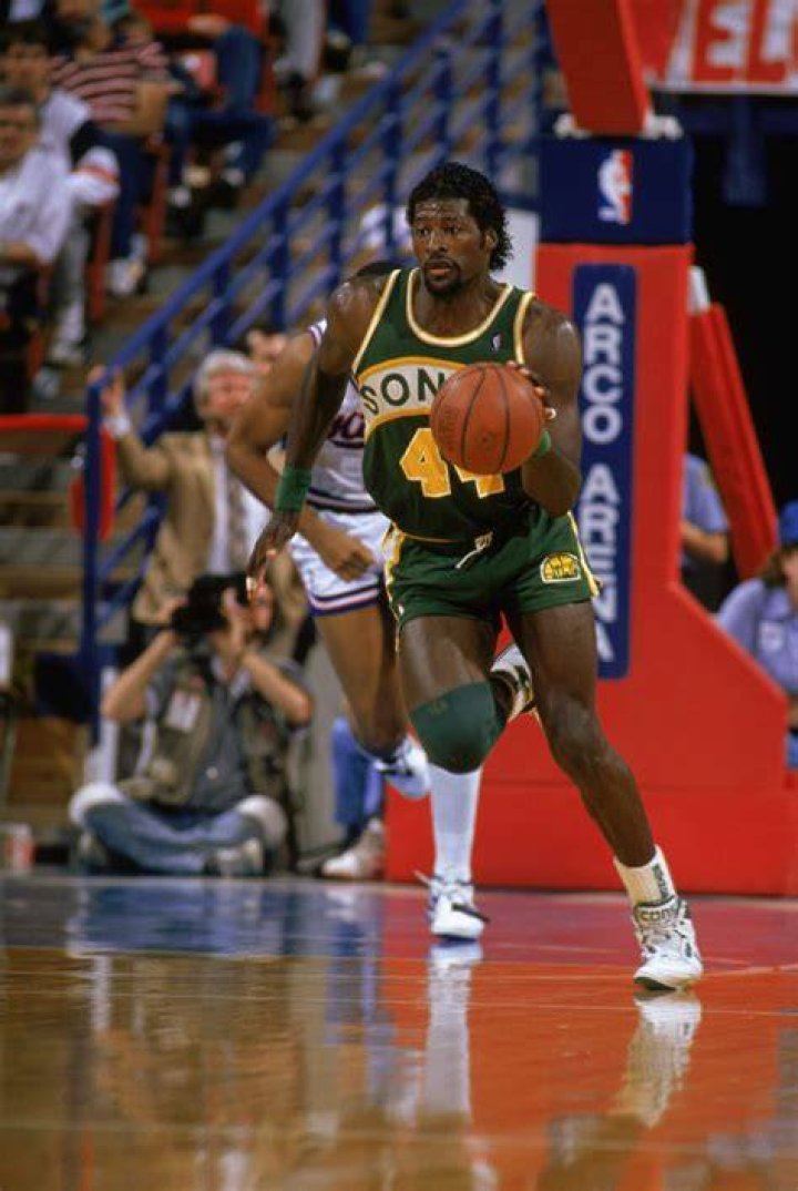 Michael Cage Net Worth: A Deep Dive into the Financial Success of the Former NBA Star