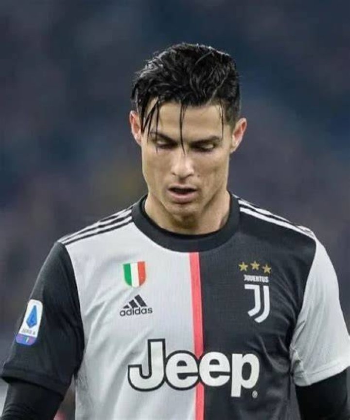 Ronaldo's Juventus Hair: A Look at His Iconic Styles