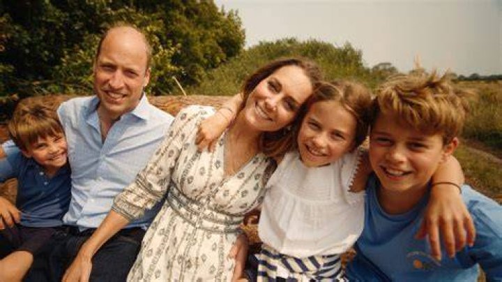 Sara Martins and Her Children: A Glimpse into Family Life