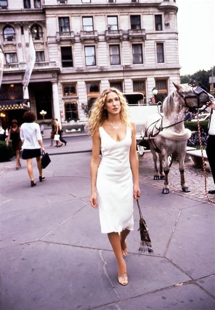Sex and the City: The Iconic Journey of Carrie Bradshaw