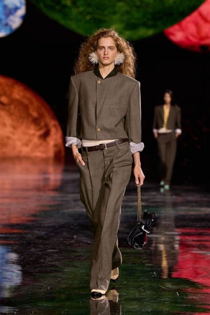 Sophie Ramp: The Rising Star in the World of Fashion and Entertainment
