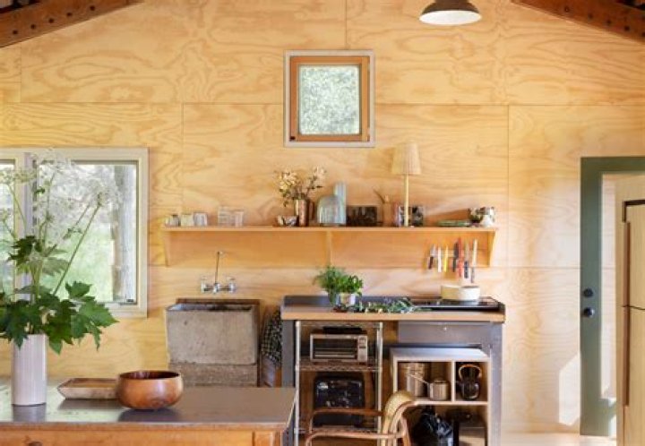 The Ultimate Guide to Pioneer Womanizing: Discover the Secrets of Modern Homesteading