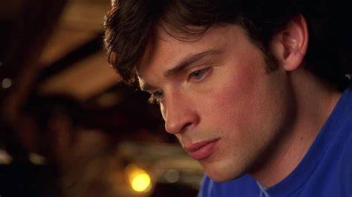 The Youthful Radiance of Tom Welling: A Nostalgic Look Back