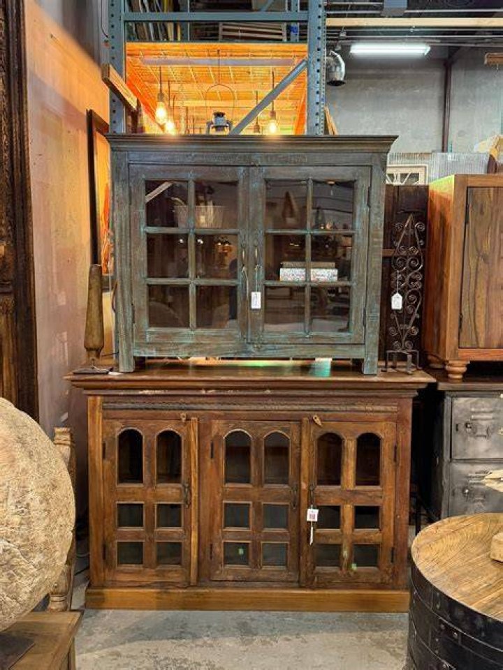 Top Pioneer Auctions: Historic & Rare Finds!