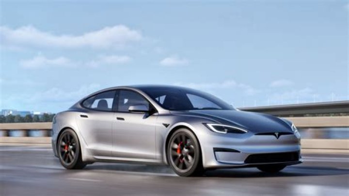 Transform Your Tesla: Discover the Perfect Emblem Cover