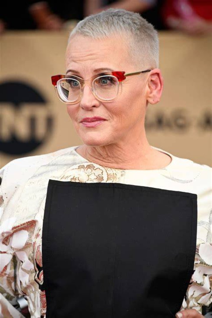 Ultimate Guide to Lori Petty in the '90s