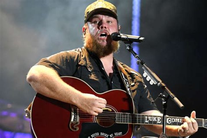 Uncovering Luke Combs' Political Leanings: Exploring Liberalism in His Music